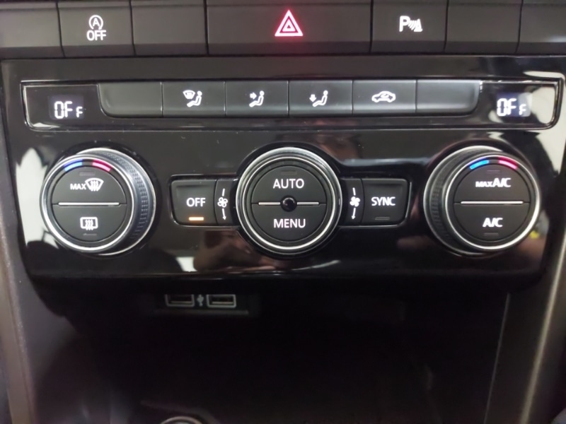 Used Volkswagen T-Roc 2018 for sale - 77682381: Photo 15