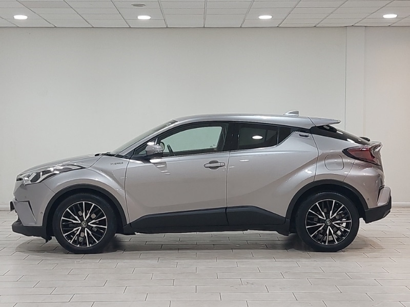 Used Toyota C-HR 2019 for sale - 76613930: Photo 4