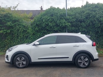 Used Kia Niro 2020 for sale - 79768453: Photo