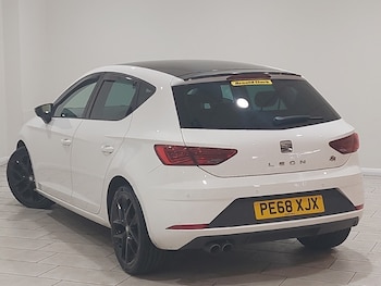 Used SEAT Leon 2018 for sale - 77933264: Photo