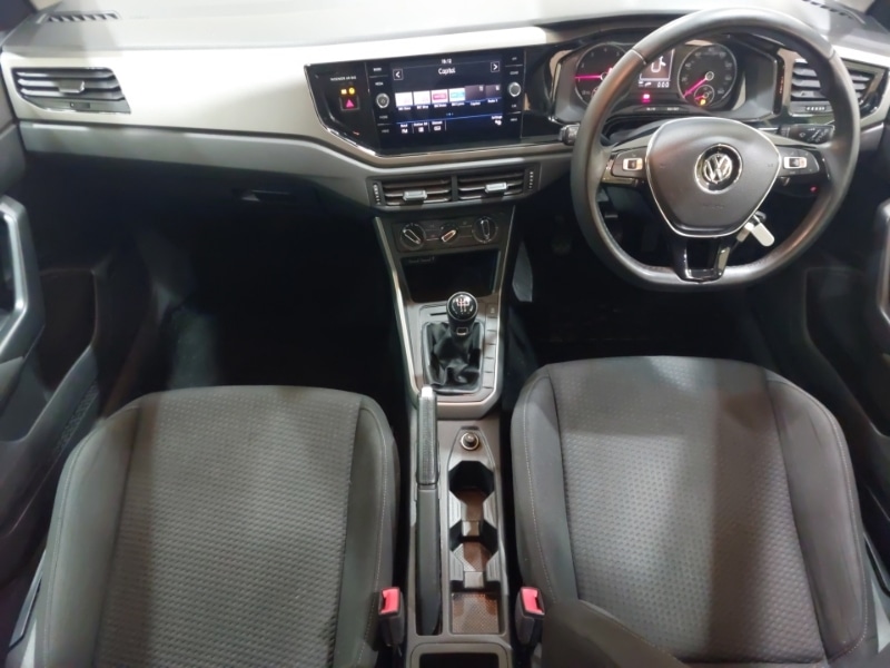 Used Volkswagen Polo 2018 for sale - 76699903: Photo 2
