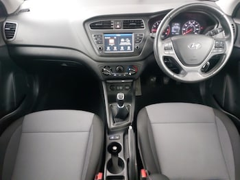 Used Hyundai i20 2020 for sale - 79027375: Photo
