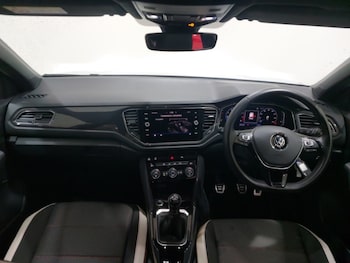 Used Volkswagen T-Roc 2018 for sale - 78559357: Photo