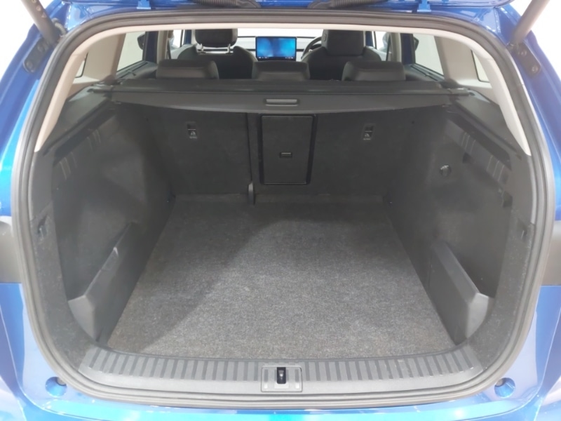 Used Skoda Enyaq 2025 for sale - 76897619: Photo 8