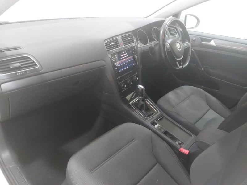 Used Volkswagen Golf 2019 for sale - 77062813: Photo 5