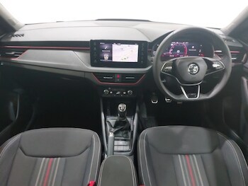 Used Skoda Kamiq 2024 for sale - 76188230: Photo 2