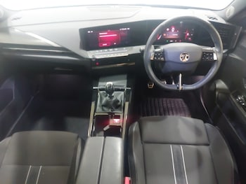 Used Vauxhall Astra 2023 for sale - 79447383: Photo