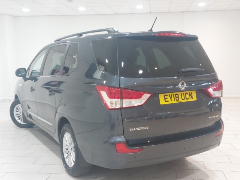 Used Ssangyong Turismo 2018 for sale - 77999582: Photo 3