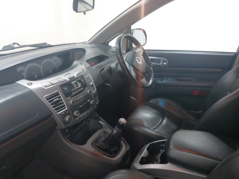 Used Ssangyong Turismo 2018 for sale - 77999582: Photo 5