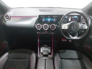 Used Mercedes-Benz GLA 2022 for sale - 76066428: Photo 2