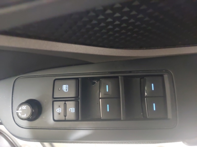 Used Toyota C-HR 2022 for sale - 76293978: Photo 19