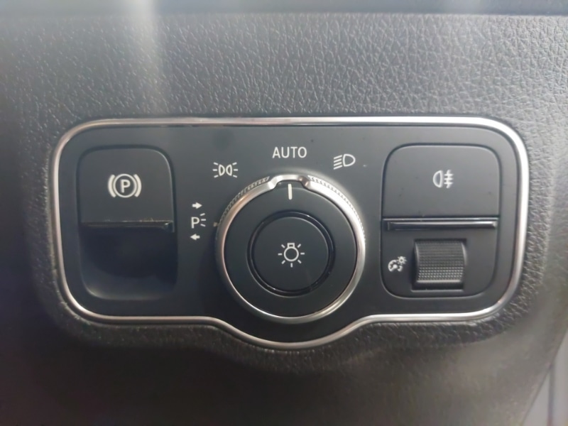 Used Mercedes-Benz EQB 2022 for sale - 76920212: Photo 19