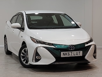 Used Toyota Prius 2017 for sale - 76540501: Photo