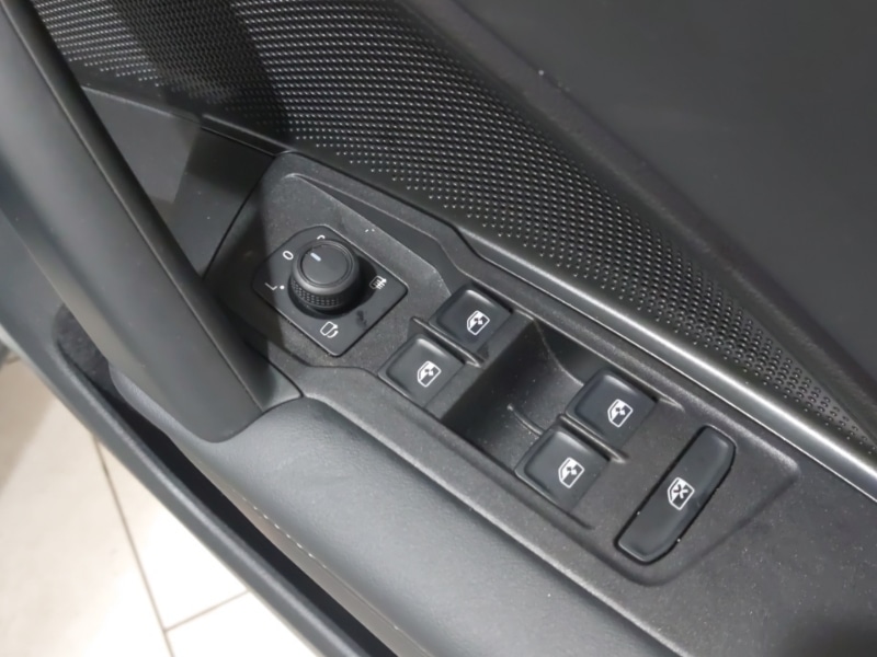 Used Volkswagen Tiguan 2024 for sale - 78023384: Photo 12