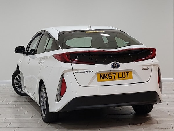 Used Toyota Prius 2017 for sale - 76335754: Photo 3