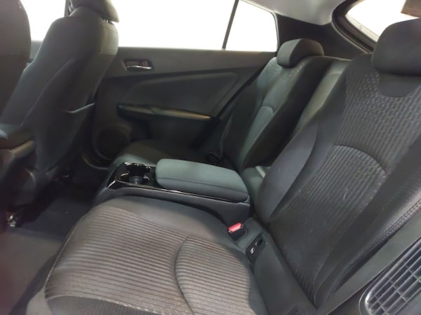 Used Toyota Prius 2017 for sale - 76335754: Photo 6