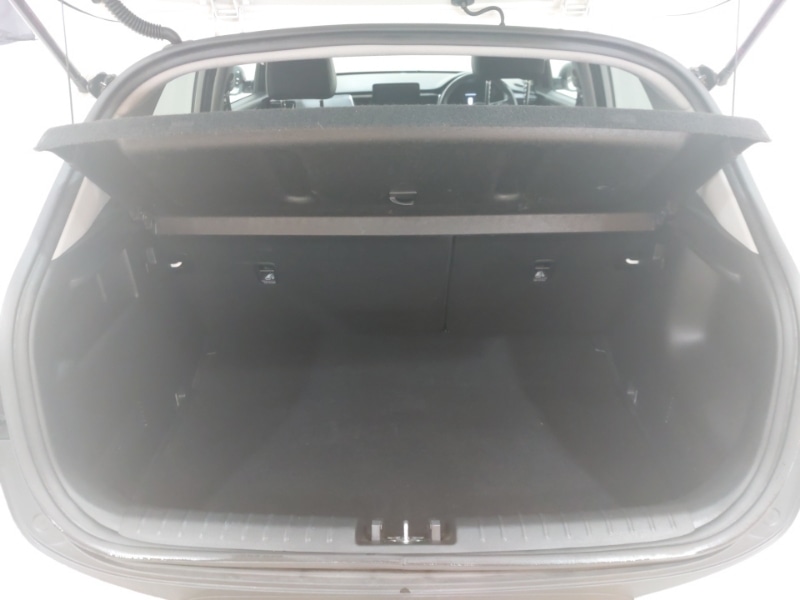 Used Kia Stonic 2022 for sale - 76537051: Photo 8