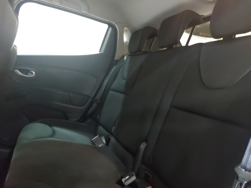 Used Renault Clio 2018 for sale - 77012538: Photo 6