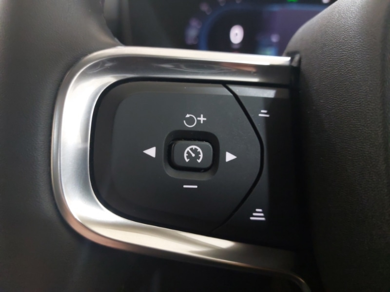 Used Volvo XC40 2024 for sale - 76664007: Photo 14