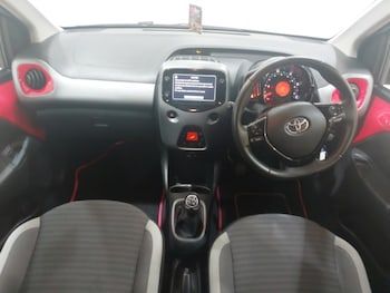 Used Toyota AYGO 2019 for sale - 79368388: Photo