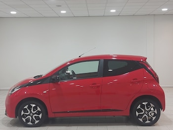 Used Toyota AYGO 2019 for sale - 79368388: Photo