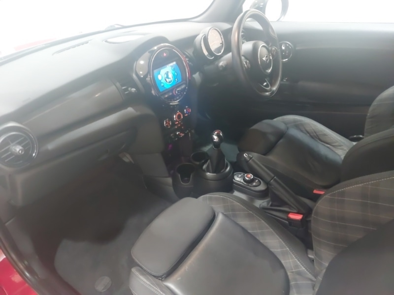 Used MINI Hatch 2018 for sale - 78099175: Photo 5