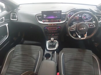 Used Kia Ceed 2023 for sale - 78274533: Photo