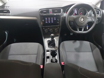 Used Volkswagen Golf 2018 for sale - 78489756: Photo