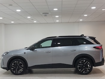 Used Peugeot 5008 2025 for sale - 78783165: Photo
