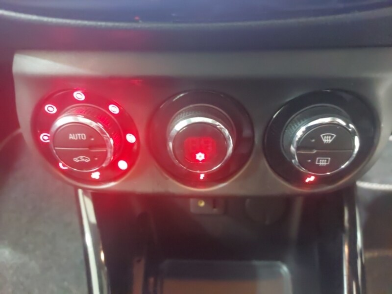 Used Vauxhall ADAM 2014 for sale - 77433332: Photo 15