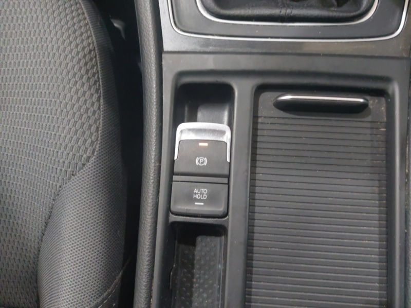 Used Volkswagen Golf 2017 for sale - 77750808: Photo 17