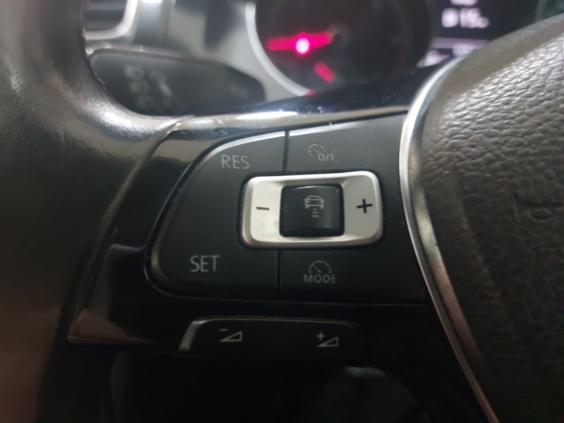 Used Volkswagen Golf 2017 for sale - 77750808: Photo 18