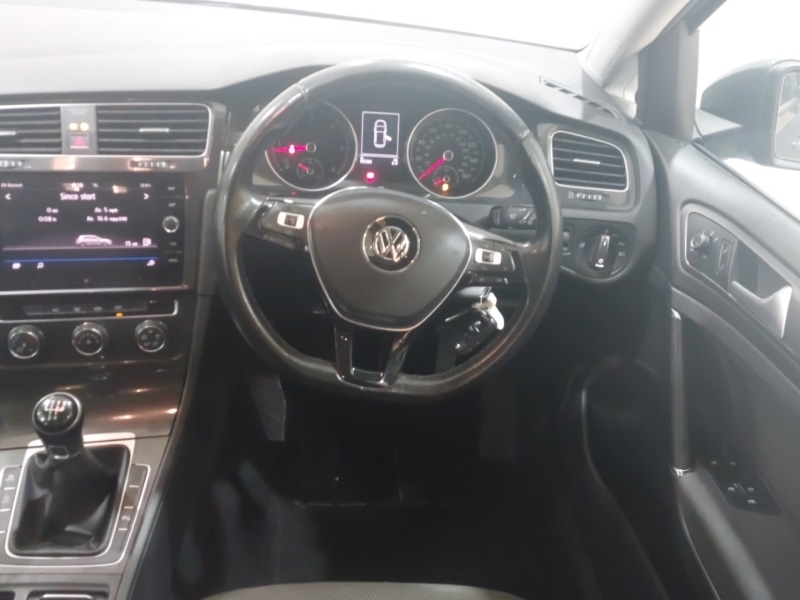 Used Volkswagen Golf 2017 for sale - 77750808: Photo 7
