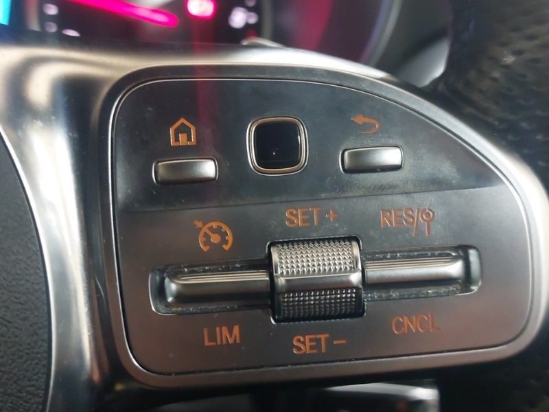 Used Mercedes-Benz GLC 2020 for sale - 77454190: Photo 19