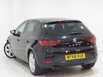 Used SEAT Leon 2018 for sale - 78841976: Photo