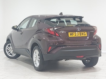Used Toyota C-HR 2023 for sale - 77278115: Photo