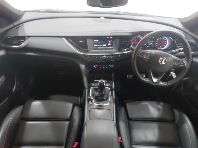 Used Vauxhall Insignia 2020 for sale - 77568931: Photo 2