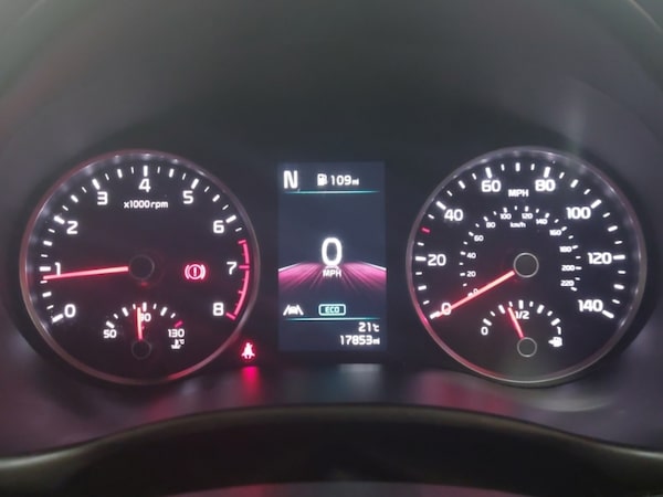 Used Kia Stonic 2022 for sale - 75652628: Photo 11