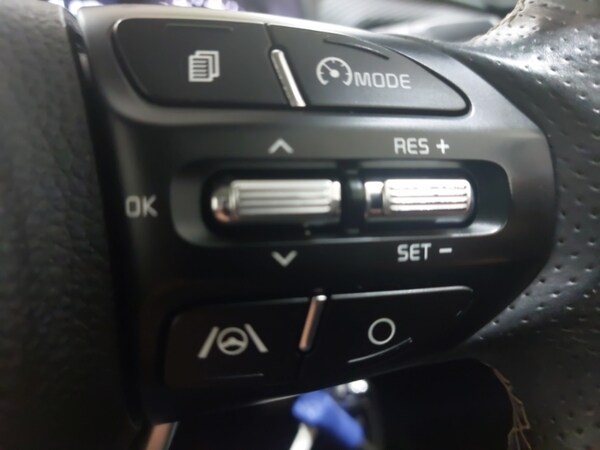 Used Kia Stonic 2022 for sale - 75652628: Photo 13