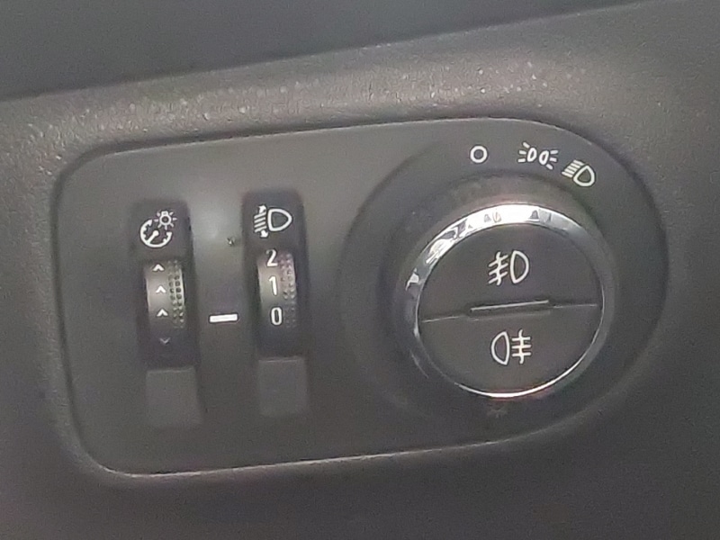 Used Vauxhall Corsa 2015 for sale - 76602643: Photo 18