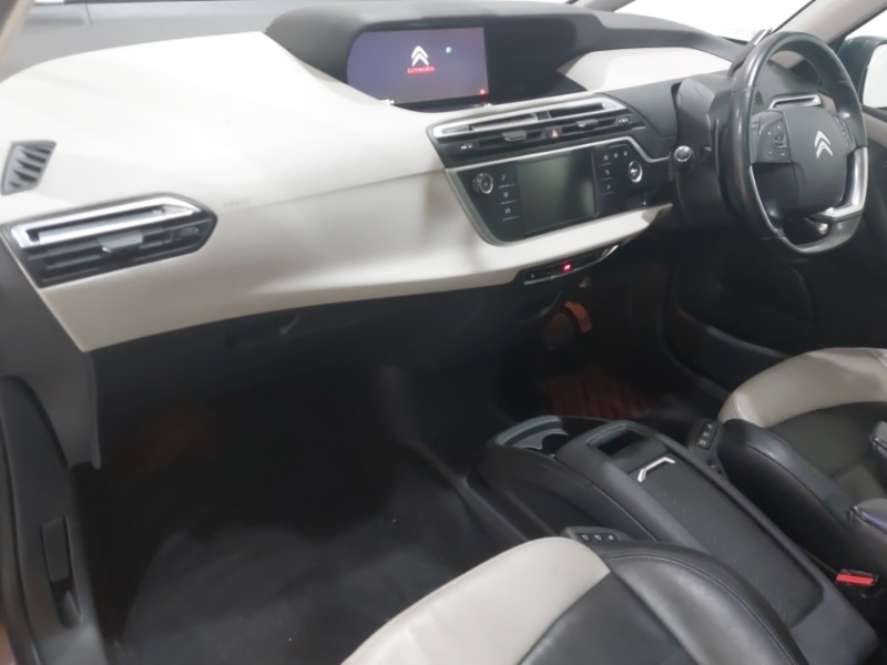 Used Citroen C4 Picasso 2016 for sale - 76771376: Photo 5