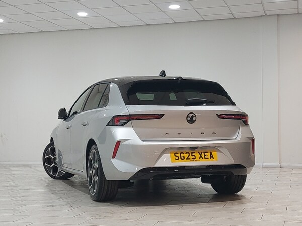 Used Vauxhall Astra 2025 for sale - 74031595: Photo 3