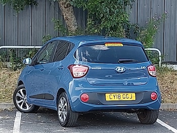 Used Hyundai i10 2018 for sale - 75584012: Photo