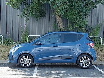 Used Hyundai i10 2018 for sale - 75584012: Photo