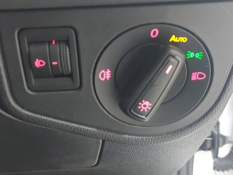 Used Volkswagen Polo 2018 for sale - 76478808: Photo 17