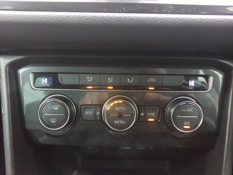 Used Volkswagen Tiguan 2018 for sale - 77197457: Photo 16