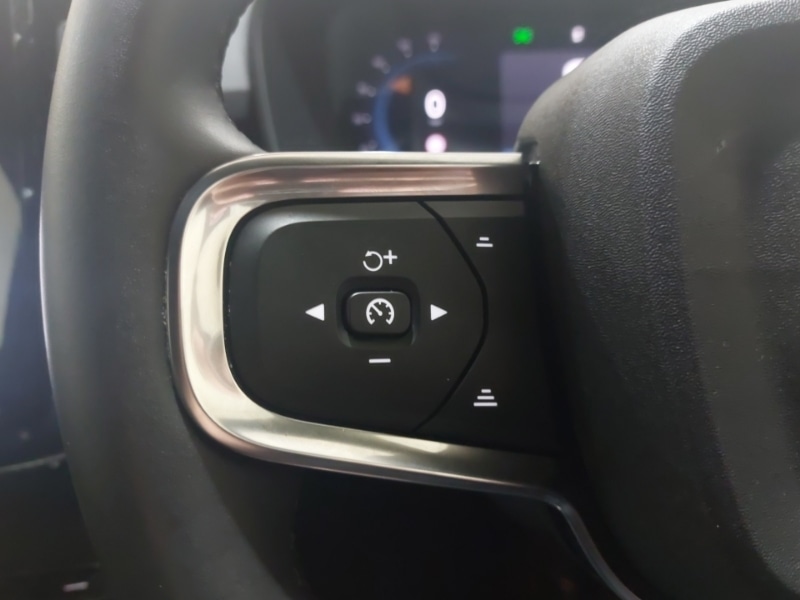 Used Volvo XC40 2024 for sale - 77183413: Photo 15