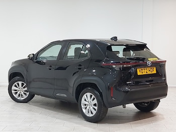 Used Toyota Yaris Cross 2022 for sale - 76757481: Photo