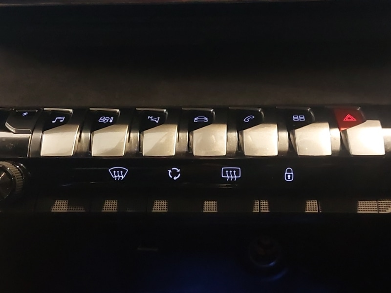 Used Peugeot 3008 2021 for sale - 77379864: Photo 16