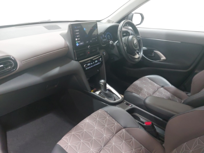 Used Toyota Yaris Cross 2024 for sale - 77536482: Photo 5
